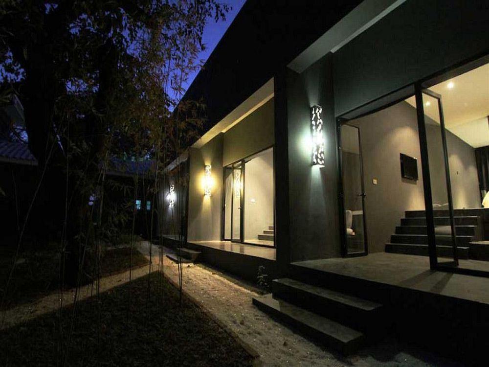Latitude 13 Degrees Otel Lilongwe Dış mekan fotoğraf